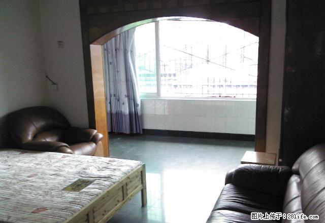 小市杜家街带阳台大单间分租 月付可长租可短租无中介费 - 房屋出租 - 房屋租售 - 泸州分类信息 - 泸州28生活网 luzhou.28life.com