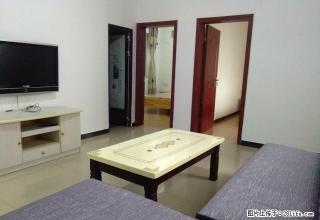 迎宾大道电梯精装3房带外阳台家具家电空调3台租1200元/月 - 泸州28生活网 luzhou.28life.com